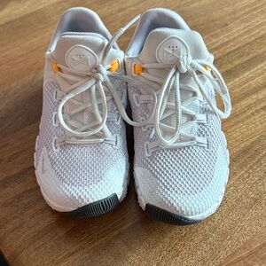 Nike metcons